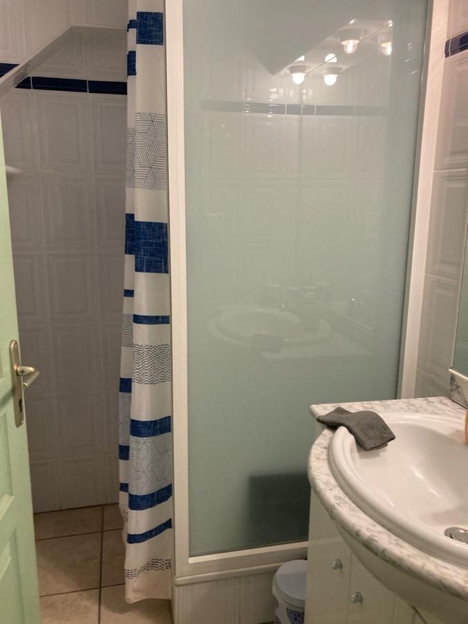 Les Pieds Dand L'Eau Apartment Банию-сюр-Мер Екстериор снимка